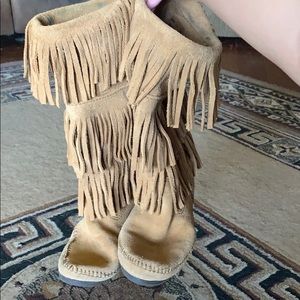 Fringe Boots